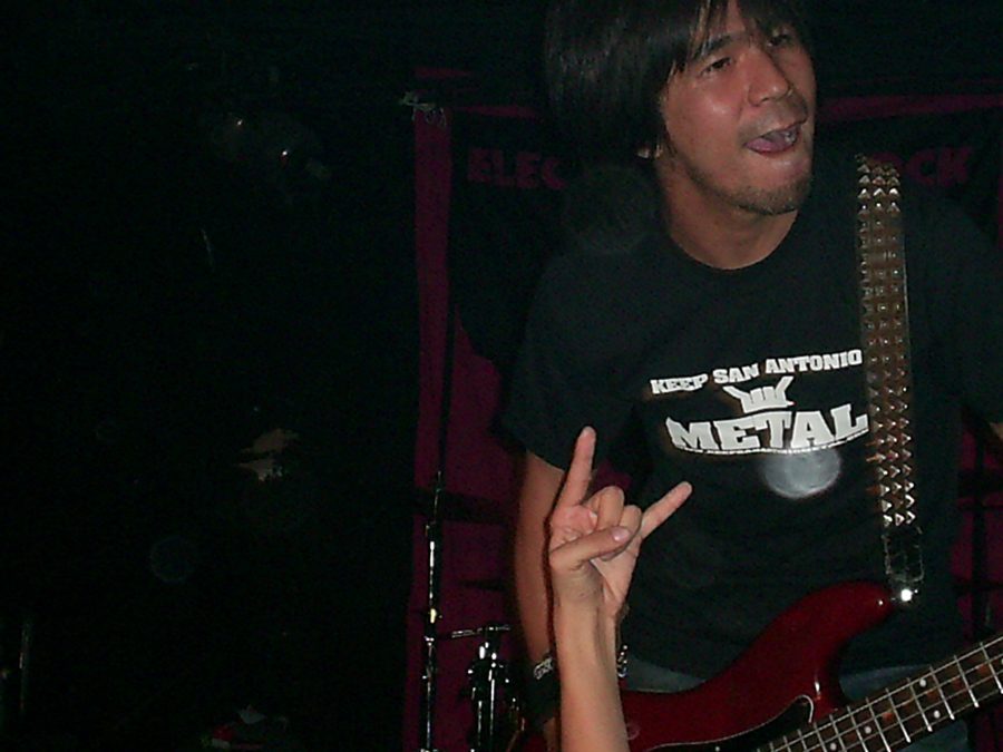 Keep San Antonio Metal tee